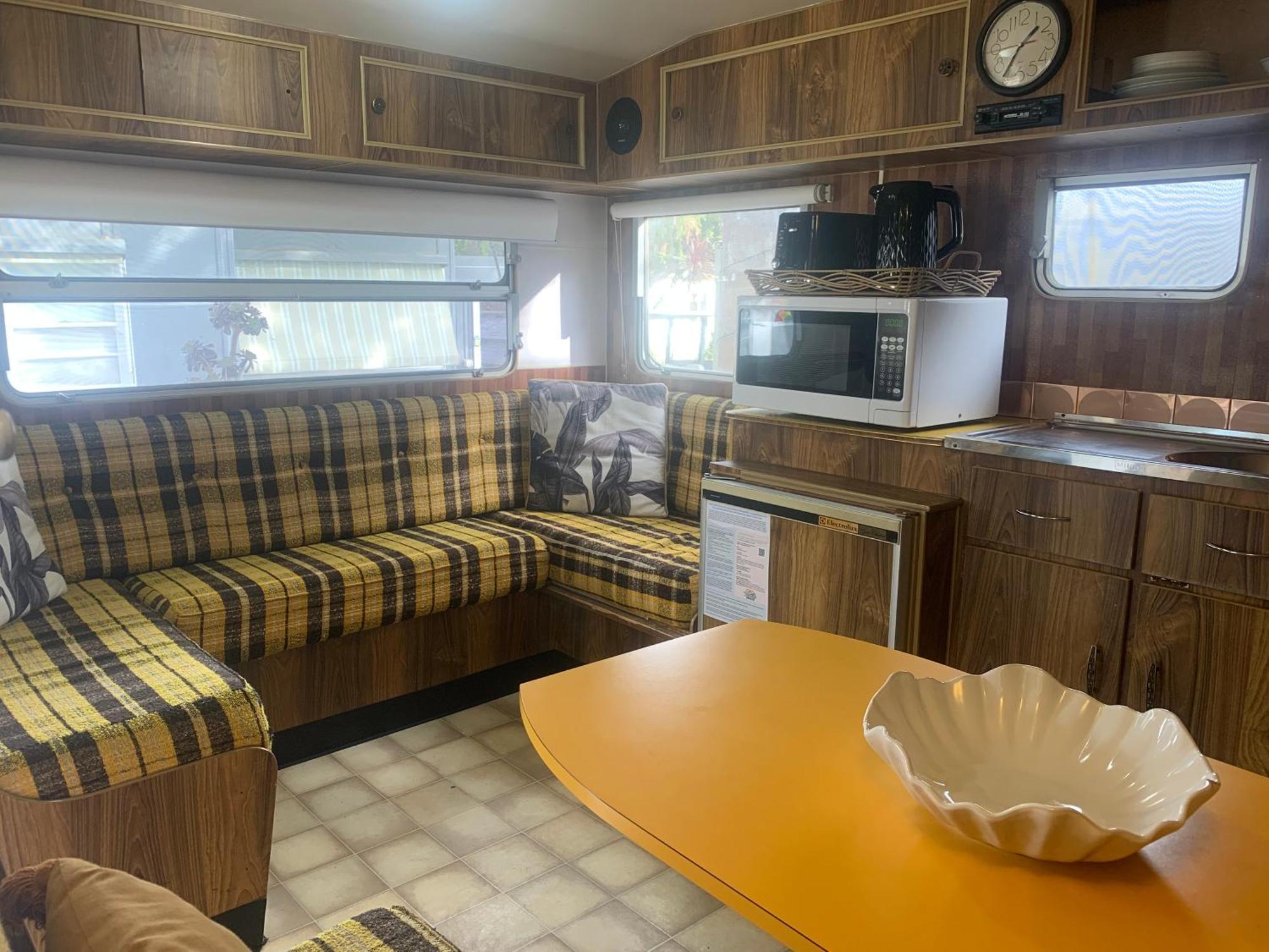 Mornington Peninsula Retro Caravans Rye Bilik gambar